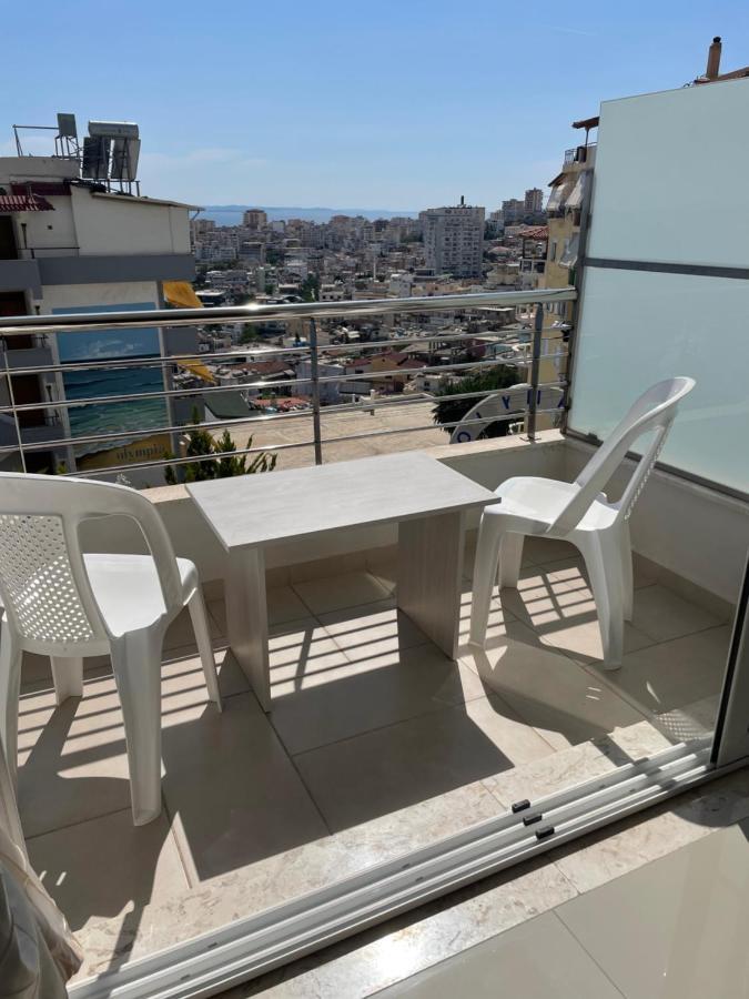 Xhulio Apartamento *